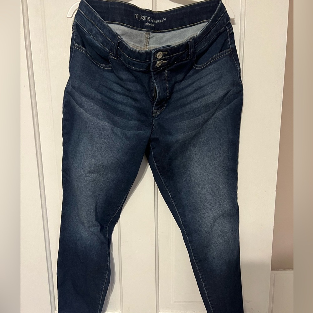 Maurice’s Mid rise Jegging